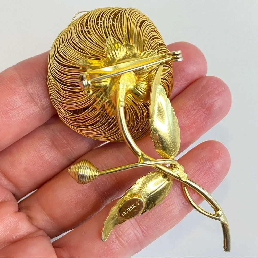 Vintage Jeanne Brooch Floral Signed Gold Tone Wire Flower Faux Pearl Center 3.25